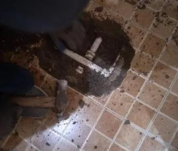 龙港卫生间漏水维修公司为您分享下卫生间渗水如何处理及注意事项